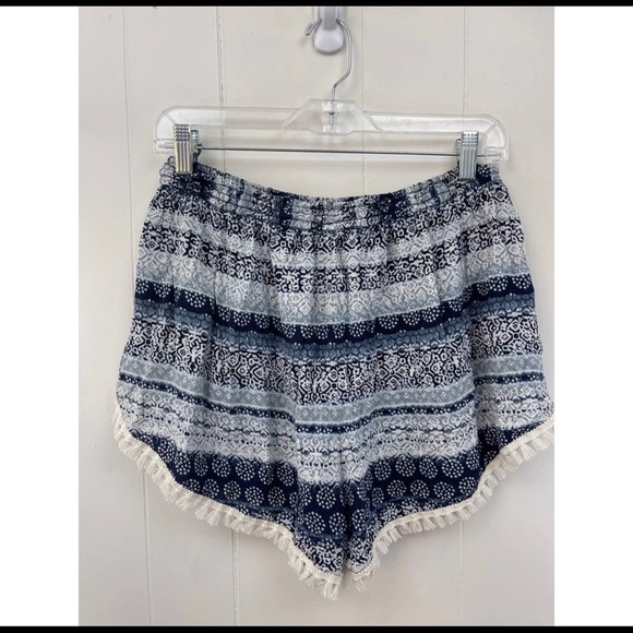 Abercrombie and fitch summer shorts - Picture 3 of 4